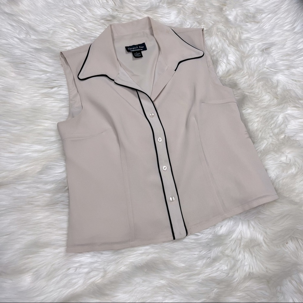 Chapter One Sportswear Inc Sleeveless Blouse